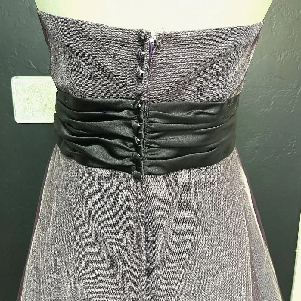 Disney Fairy Tale Weddings by Alfred Angelo – Royal Maidens Gown – Size 16 - Picture 13 of 14